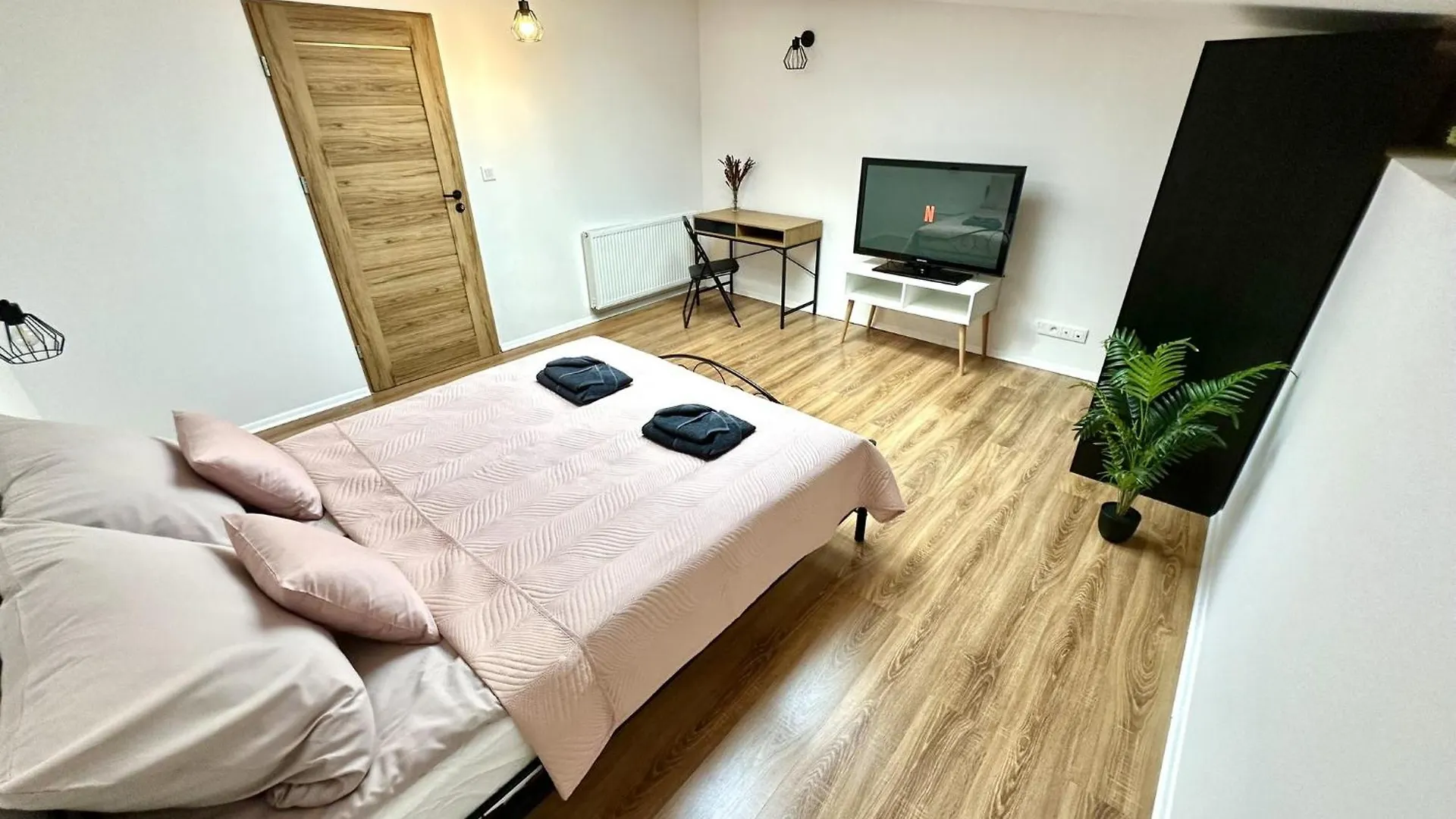 Cozy Old-Town Apartments At Kazimierz +Ac, Kitchen And Netflix Cracovia Polonia