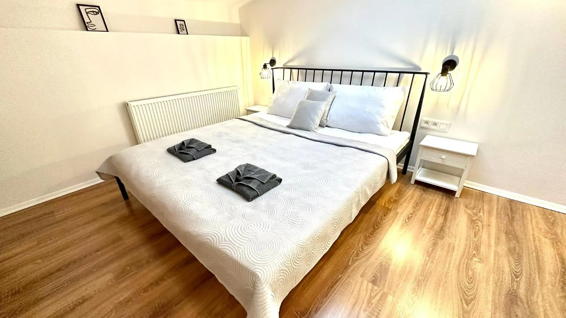 Cozy Old-Town Apartments At Kazimierz +Ac, Kitchen And Netflix Cracovia