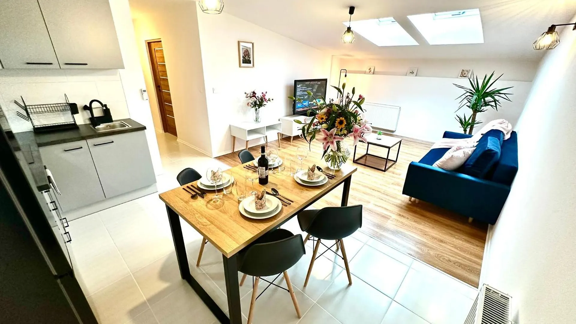 Cozy Old-Town Apartments At Kazimierz +Ac, Kitchen And Netflix 크라쿠프 폴란드