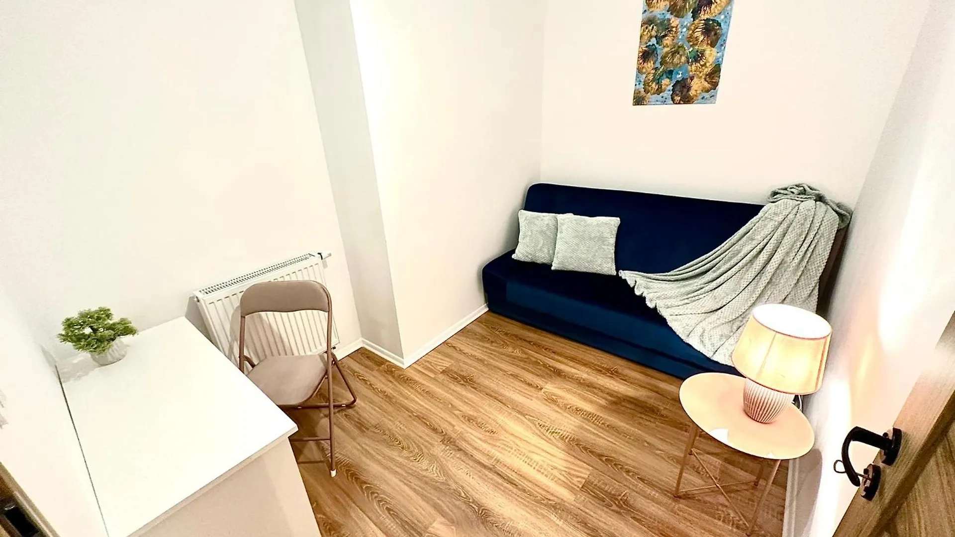 Cozy Old-Town Apartments At Kazimierz +Ac, Kitchen And Netflix 크라쿠프 0*,  폴란드