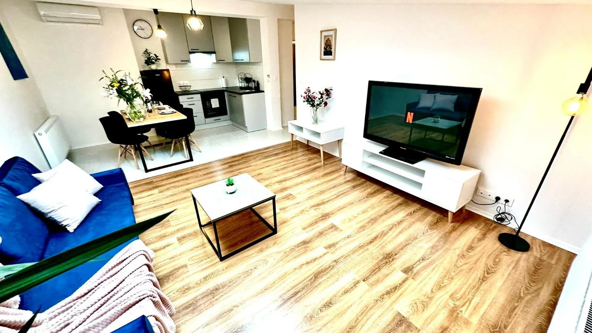 Cozy Old-Town Apartments At Kazimierz +Ac, Kitchen And Netflix 크라쿠프 폴란드